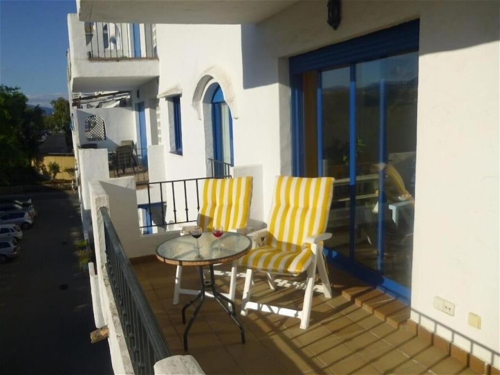 28 Mikonos Playa In Puerto De La Duquesa 2 Bed 2 Bath Apartment Ideally Located To The Beach & Marina Castillo de Sabinillas Екстериор снимка