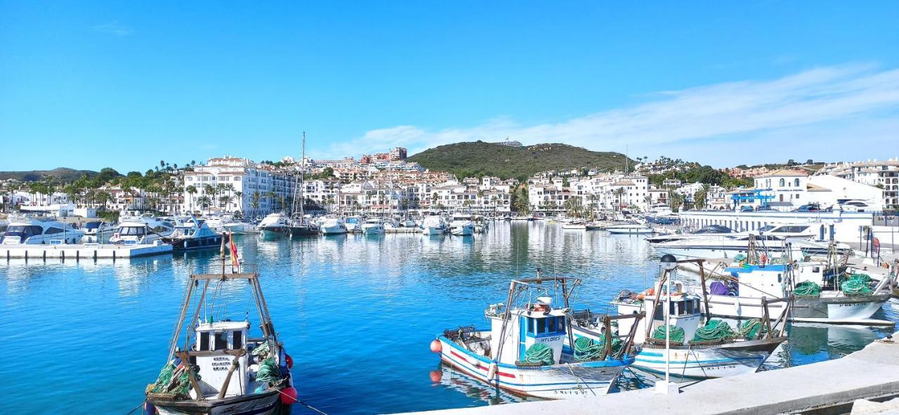 28 Mikonos Playa In Puerto De La Duquesa 2 Bed 2 Bath Apartment Ideally Located To The Beach & Marina Castillo de Sabinillas Екстериор снимка